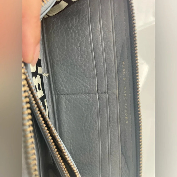 Marc By Marc Jacobs Blue Marc Leather Wallet - Picture 10 of 12